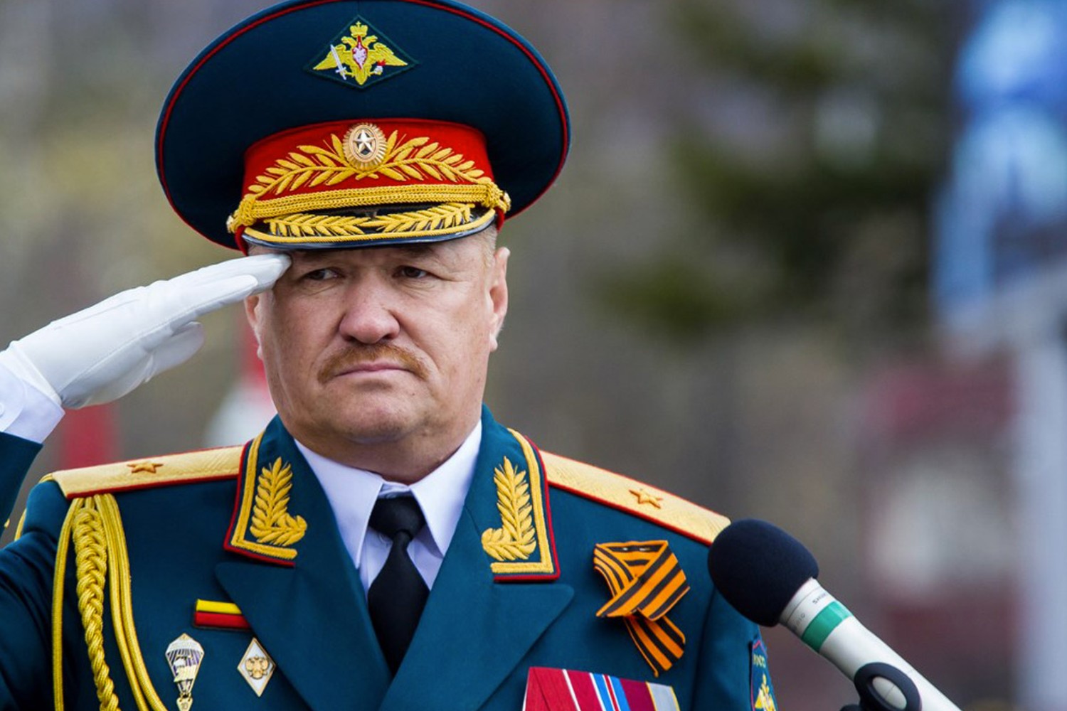 Генерал с 9 мая